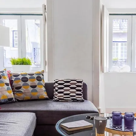 Plum Guide - The Anchor Apartman Lisboa